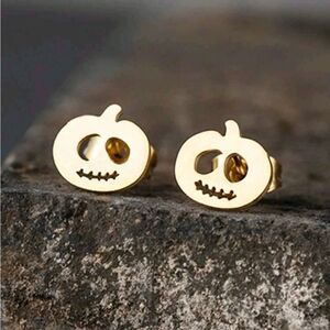 Pumpkin 🎃 Stud Earrings